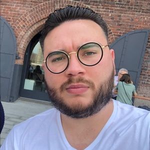 Meet your Posher, Kevin